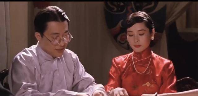 深宫大院,非死即疯.这部掺杂着欲望与自由的电影也只有她能出演