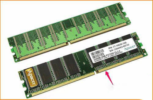 台式电脑开机后显示屏无反应,但主机正常运行怎么解决?_内存