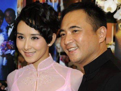 朱兆祥在找到胡静之前有过一段恋情,前女友是杨紫琼,但最后两人还是