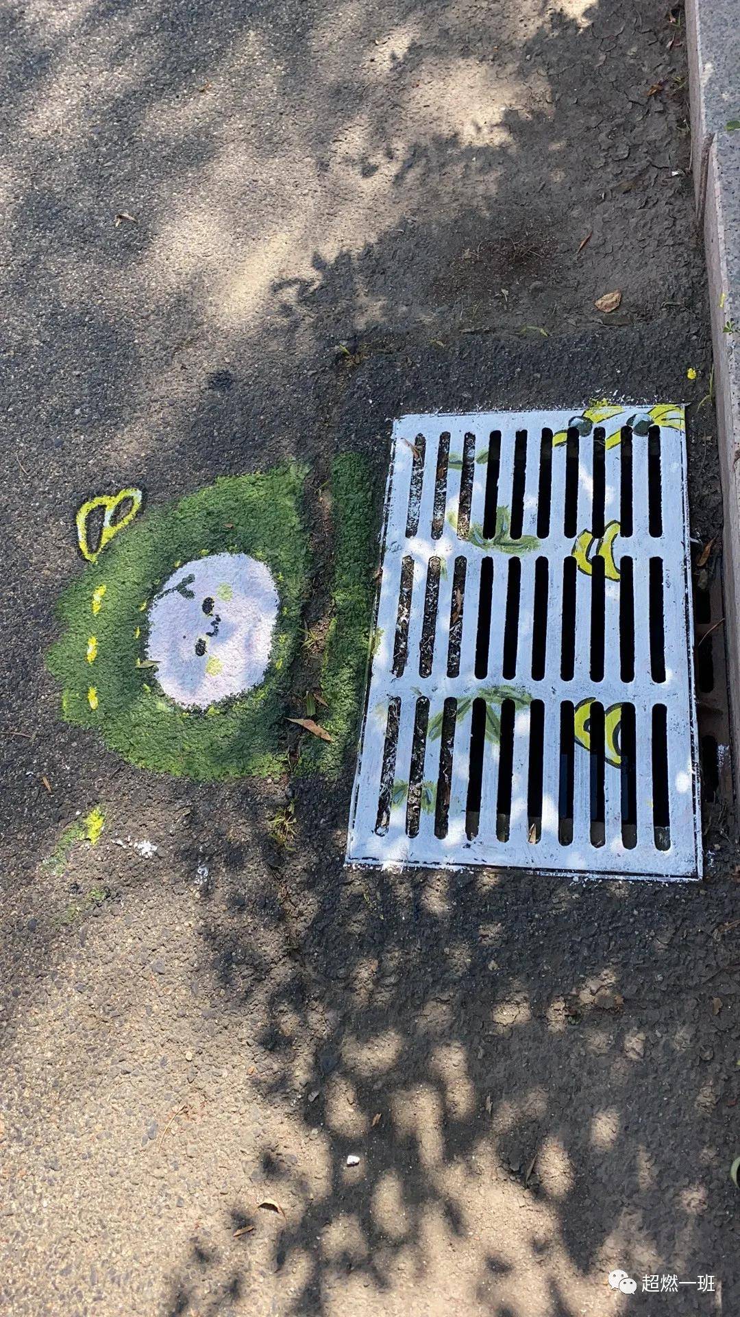 校园井盖创意涂鸦