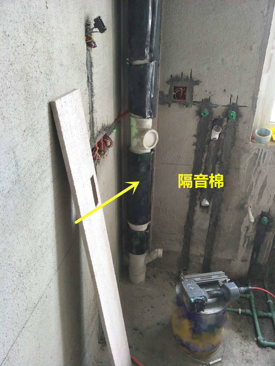 ②预留检修口排水管道不出问题也罢,出问题就知道检修口有多重要了