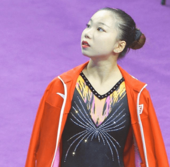 中国体操天才少女宣布退役,曾在里约奥运会大放异彩_王妍