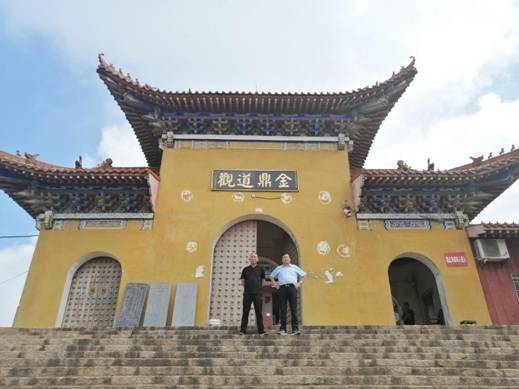 李月仁秘書長走進大別山靈山寺活佛寺靈化寺金鼎道觀