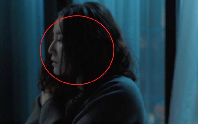 白色月光张一头顶青青草原看了她的眼神后网友倍感心疼