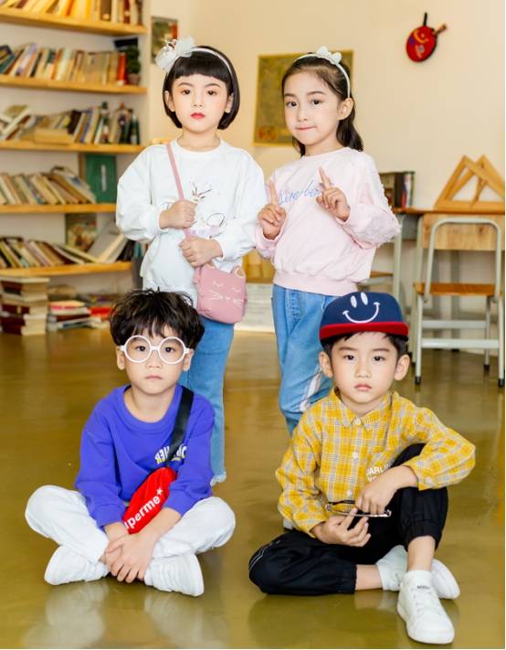 开学季|新时代的萌娃,初秋穿搭指南请查收!_童装