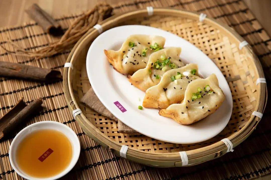 20 上海百年老字号,2500㎡美食航空母舰,想吃什么随你选!