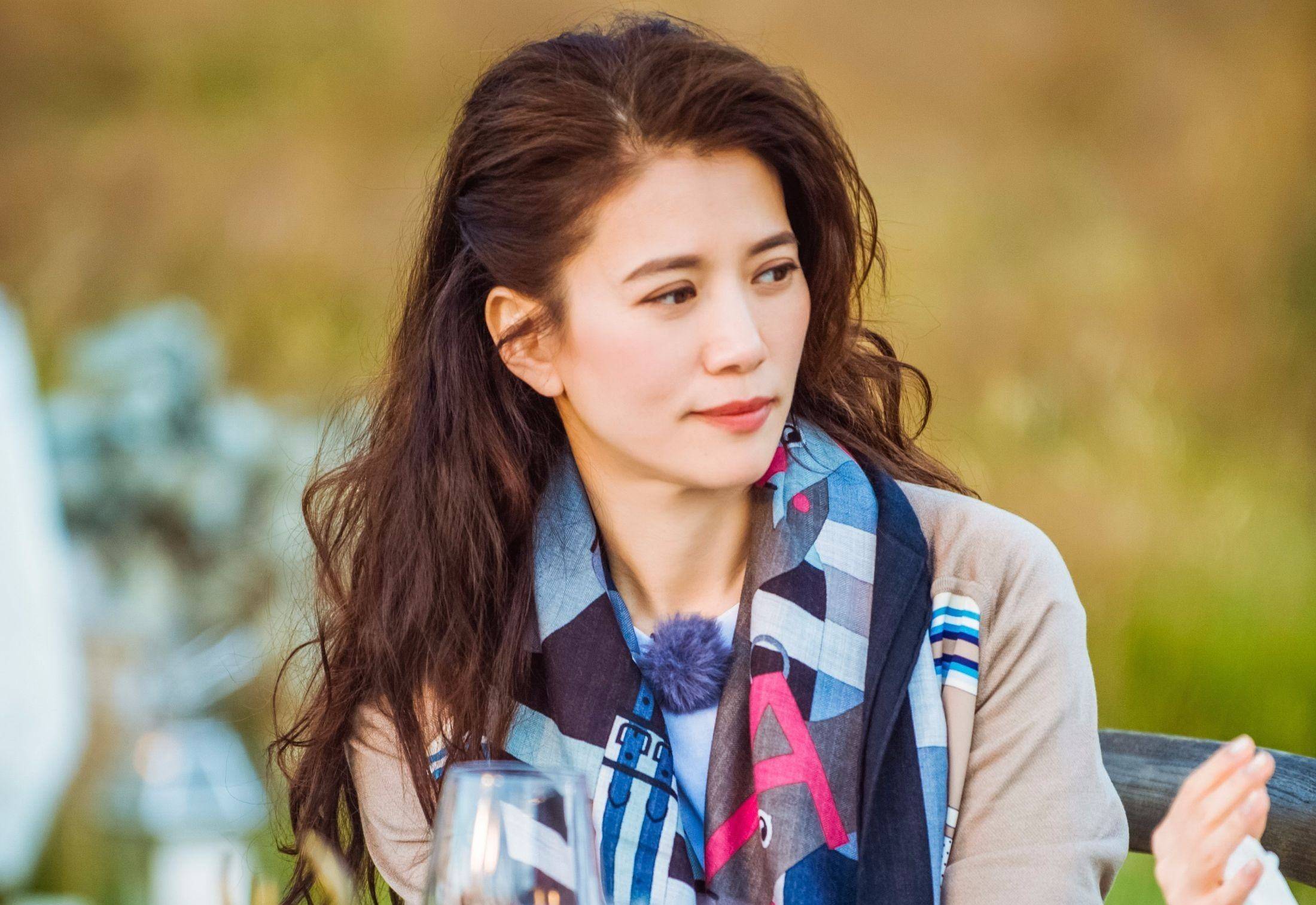 好严格袁咏仪张智霖的手机我要随时监看