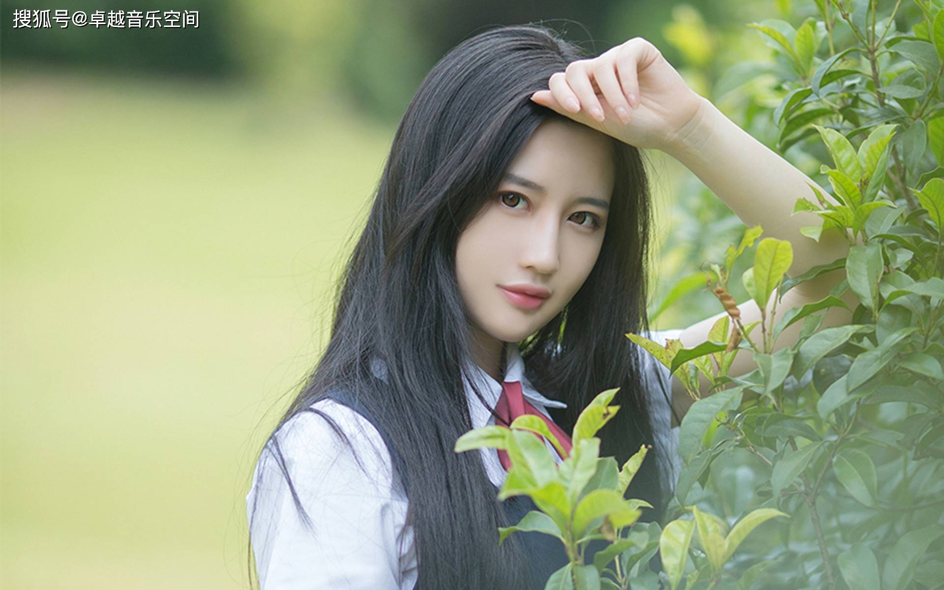 长发温柔美女,让你的夏天缤纷多彩,超清4k