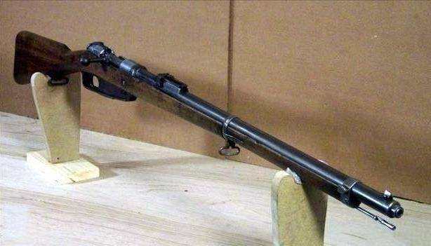 在当时世界上算得上先进的无烟火药步枪就诞生了,被命名为"汉阳造步枪