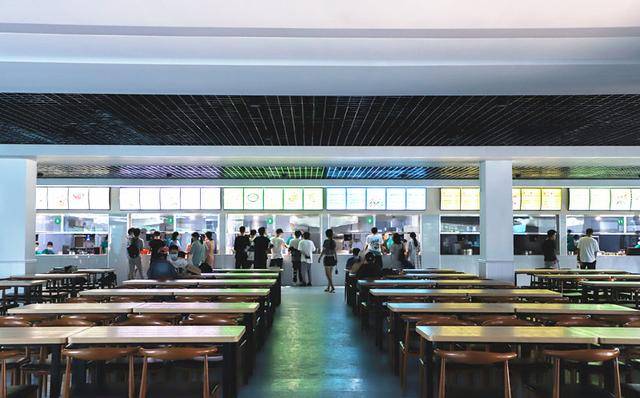 武昌理工学院樱园食堂改造升级以全新面貌迎接新学期