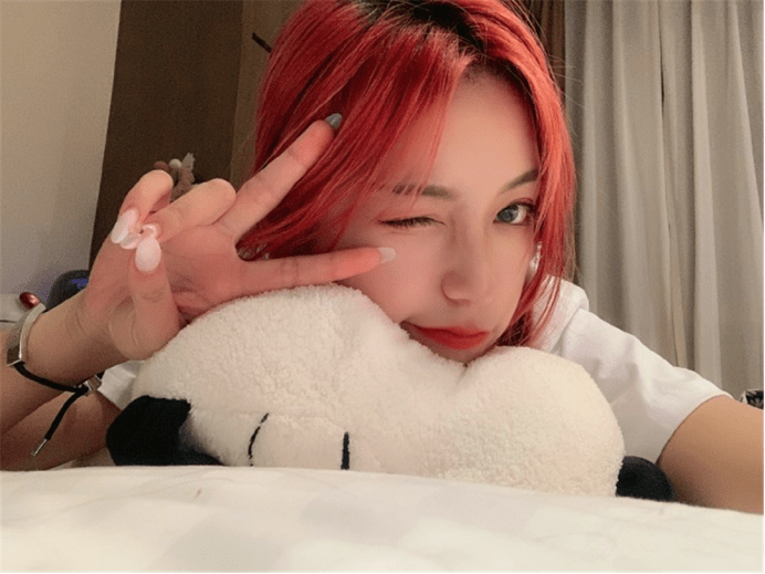 刀小刀这一路以来同样也是爆料不断,比如之前的陈哇塞,睡衣门等等.