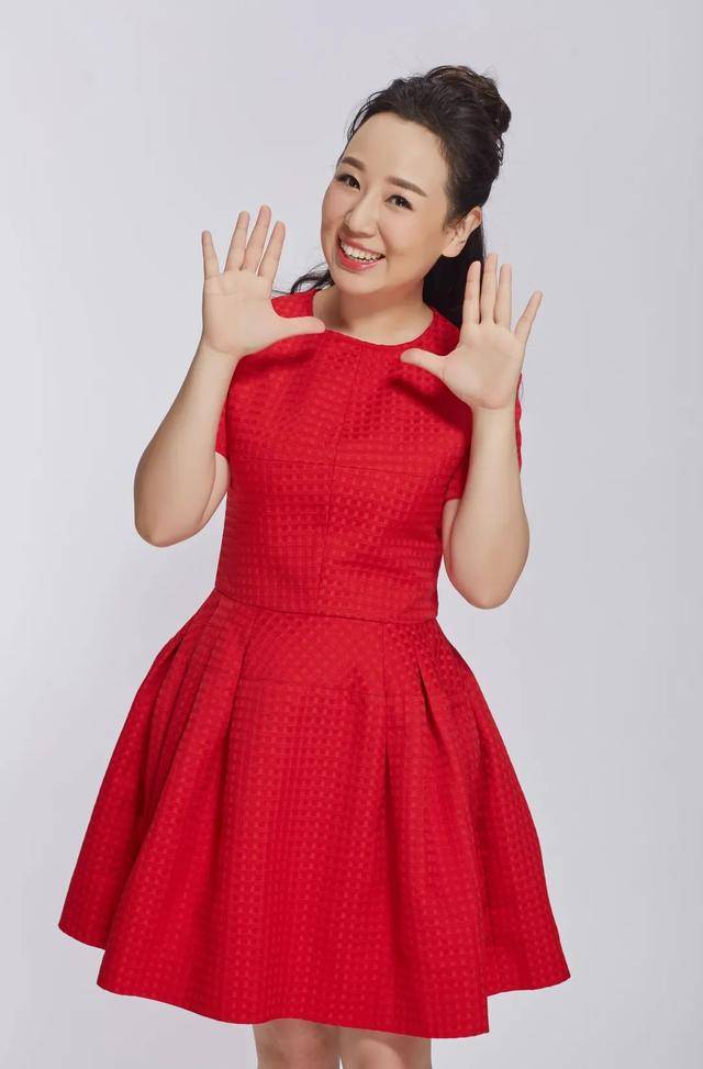 我爱我家贾圆圆拍了拍你邀你相约芬香直播间