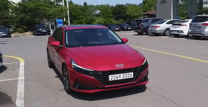 详解第七代伊兰特,外观运动,内饰一般,这一次能逆袭吗?_手机搜狐网