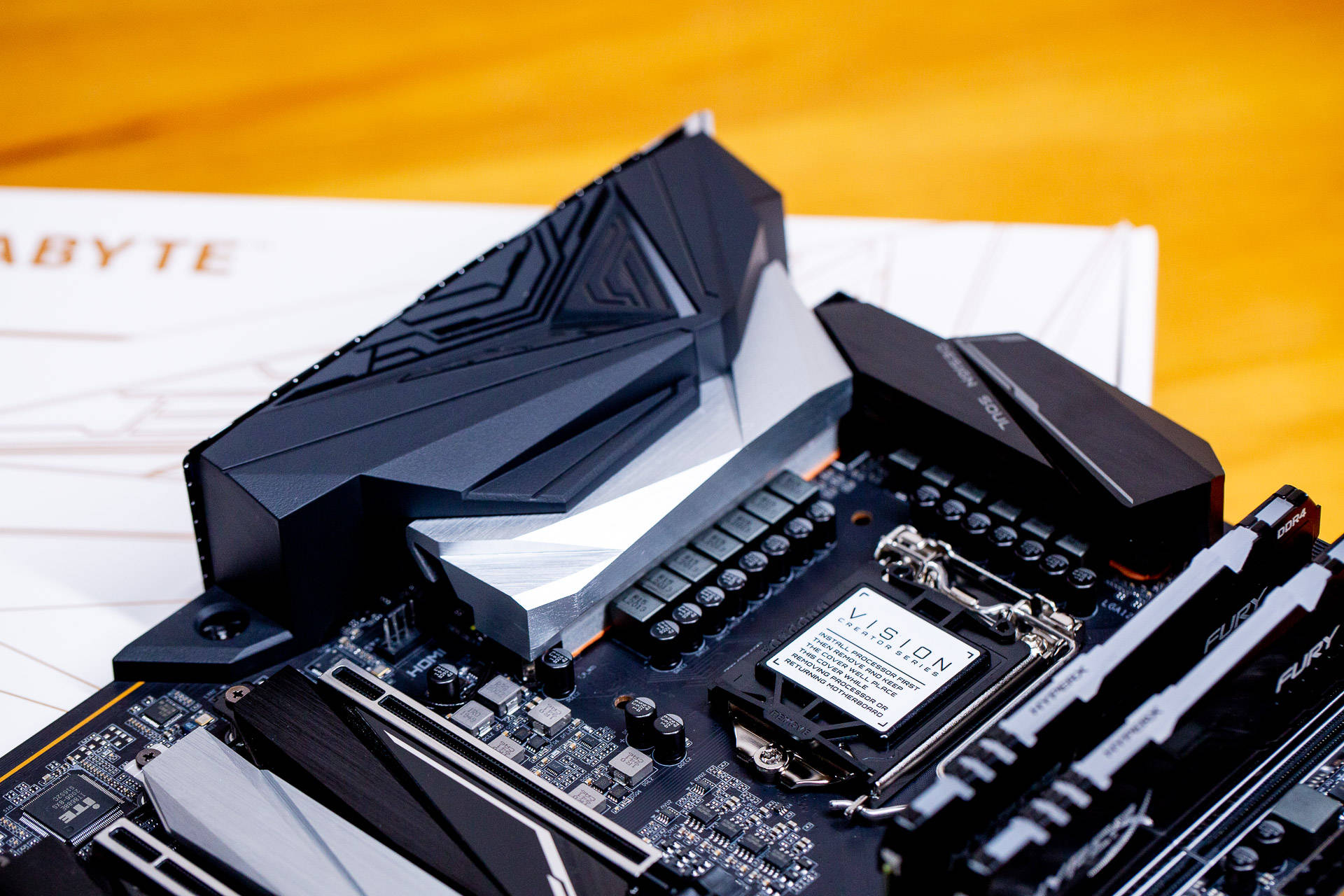 设计师主机就不能没有颜值技嘉visiond设计师主机搭建