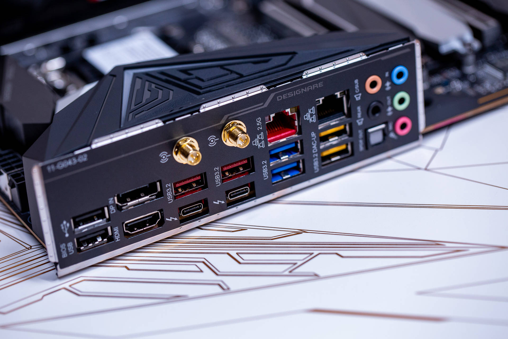 设计师主机就不能没有颜值技嘉visiond设计师主机搭建