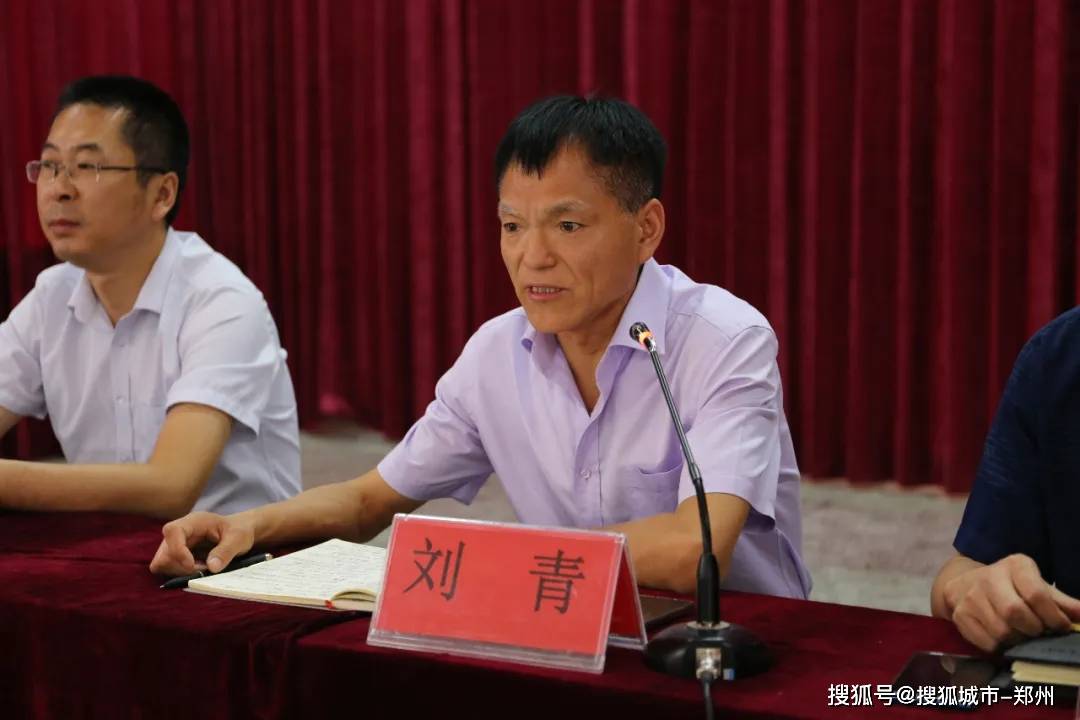 雄关漫道真如铁而今迈步从头越2020级新生正式入学