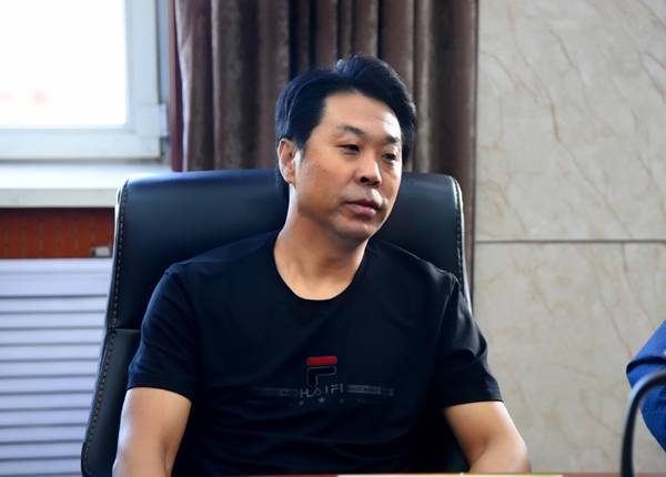 南娄集团组织煤炭企业领导层到常顺,皇后煤业参观学习