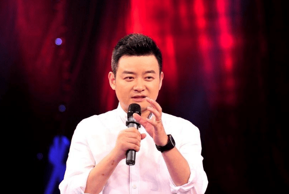 李佳明:搭档王小丫,被尼格买提顶替,淡出荧幕的原因耐人寻味