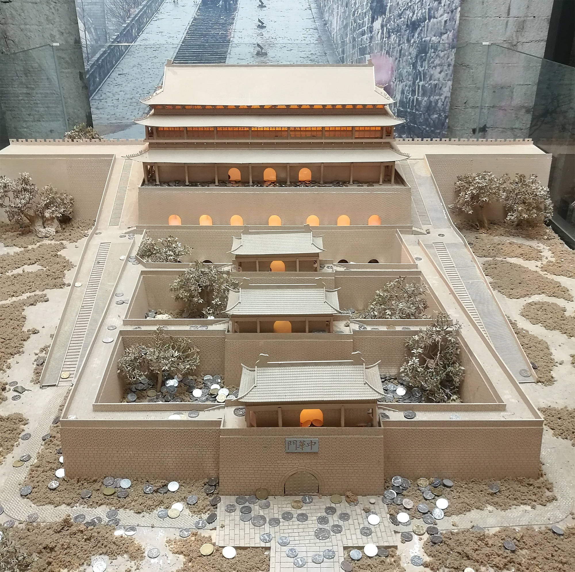 世界上现存最大的瓮城一次可藏兵3000被誉为天下第一瓮城