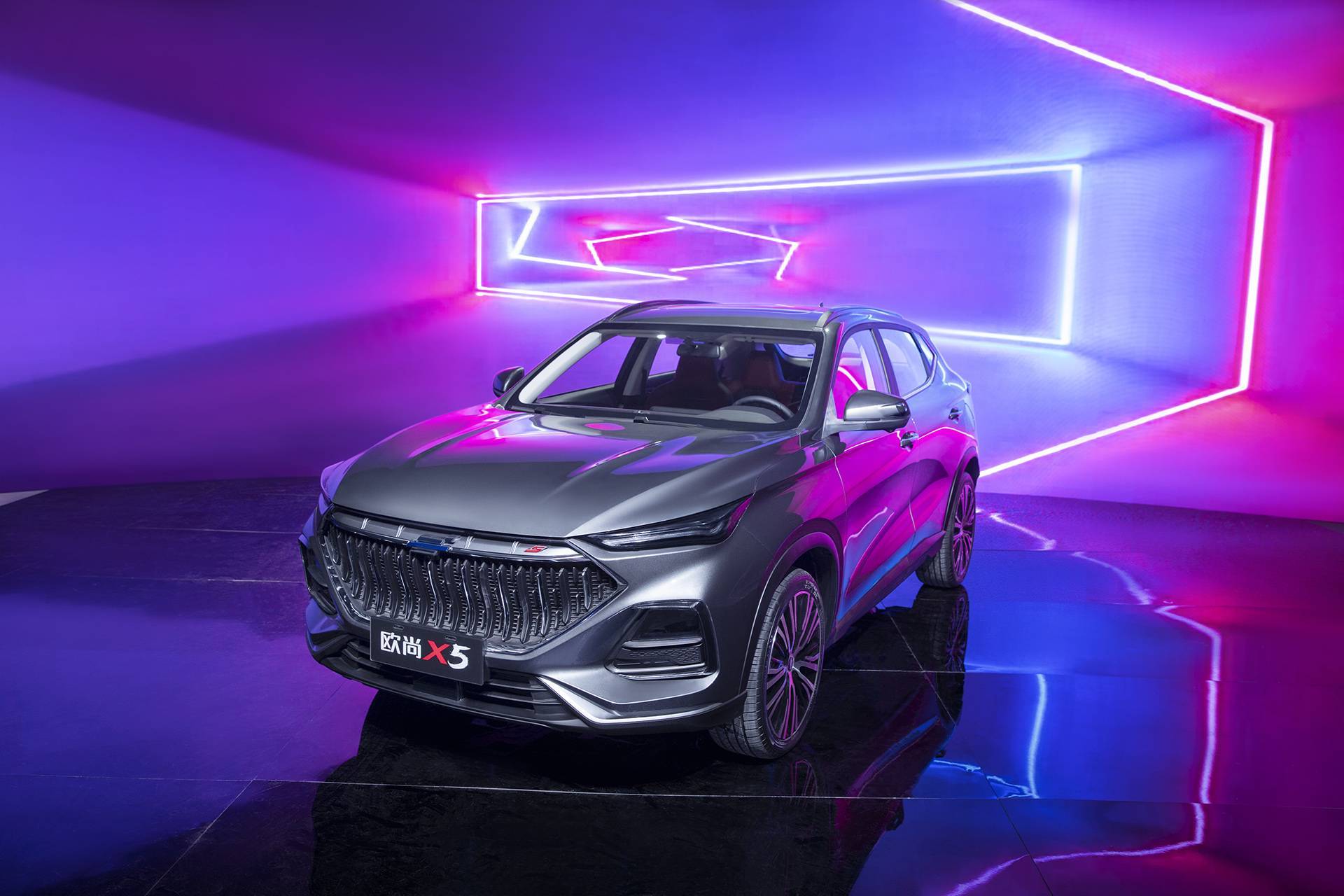 长安欧尚x5内饰曝光双联屏赛车座椅科技感爆棚