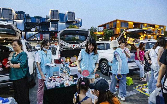 智慧湾周末夜市回顾三大亮点板块谱写夏日乐章终曲