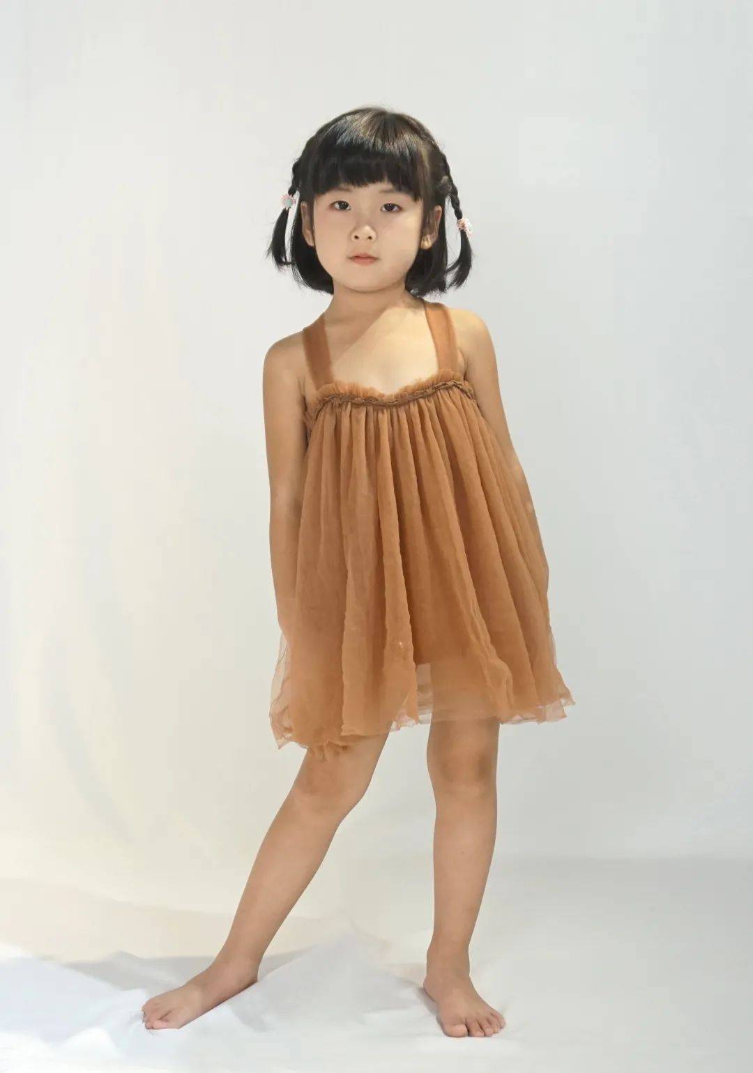 如果二次元中萌力爆表的小萝莉出现在日常生活中会是什么样子呢?