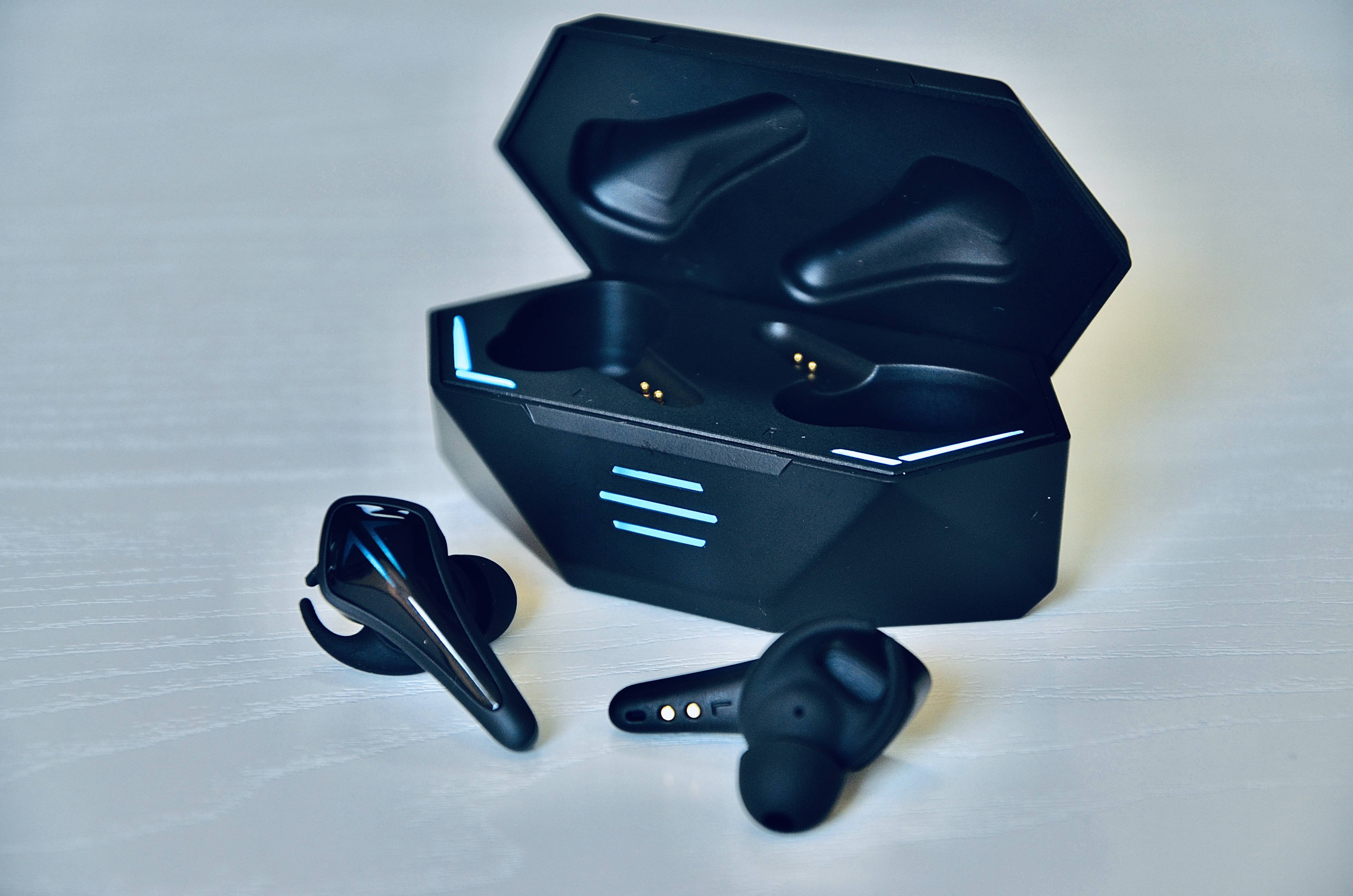 高颜值低延迟雷神tws真无线游戏耳机hl10试用体验