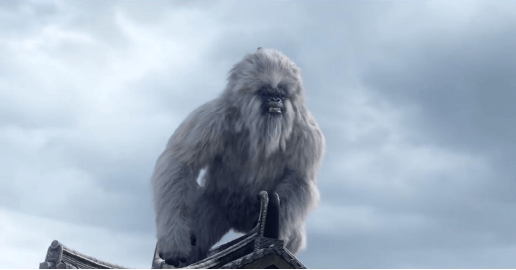 书中描述这个白猿"有美髯丈夫长六尺余,白衣曳杖""遍体皆如铁,力能