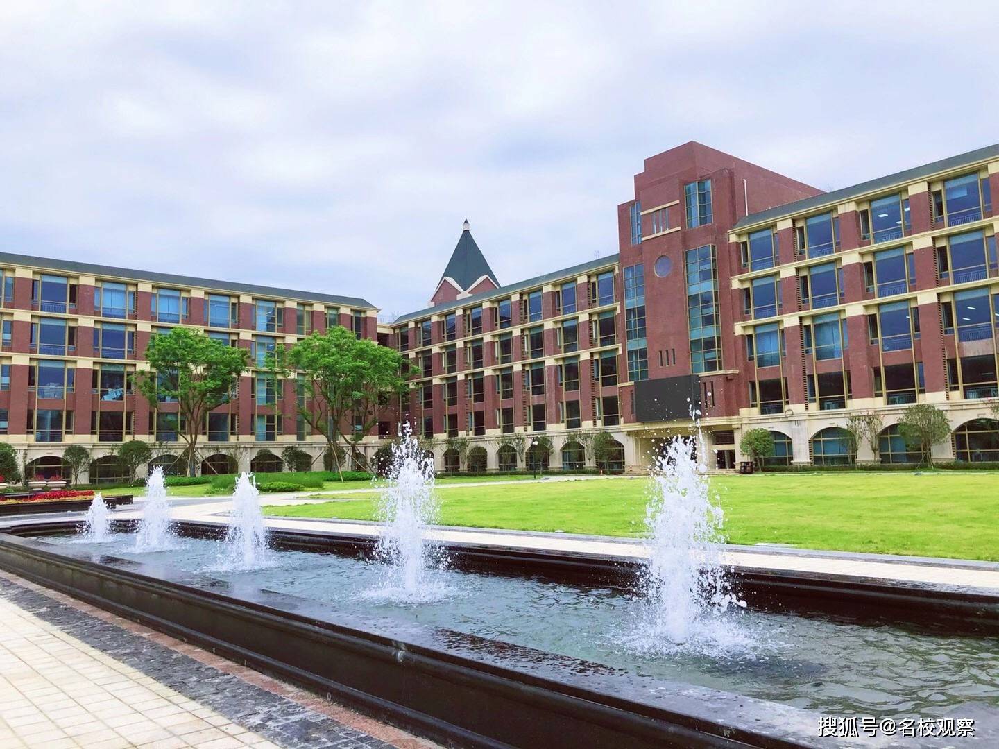 北京市二十一世纪国际学校(成都校区)/图北京市二十一世纪国际学校