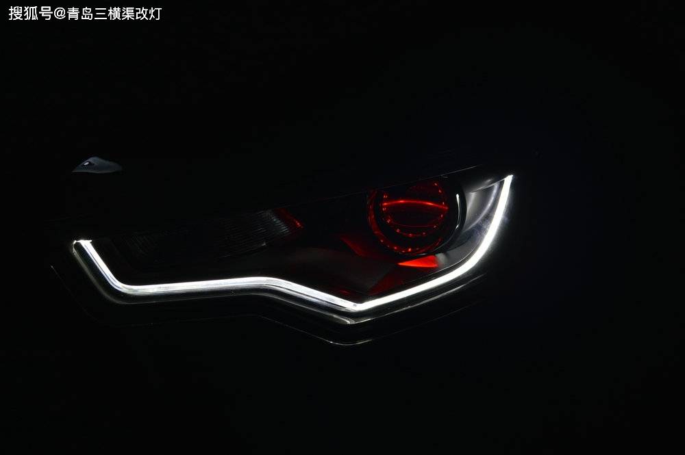 车灯历史的见证青岛奥迪a6改灯拆掉海拉5双光透镜升级激光大灯