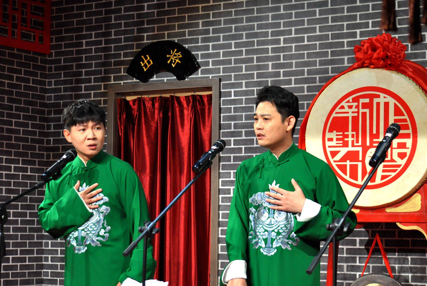 来咱洛阳人的相声茶馆相声新势力惊艳洛阳城