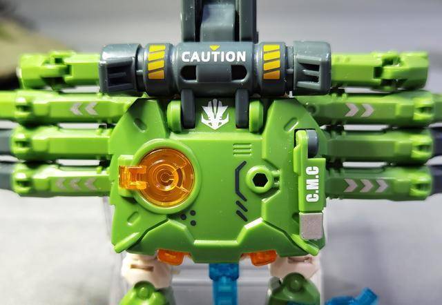 52toys猛兽匣螃蟹追命测评