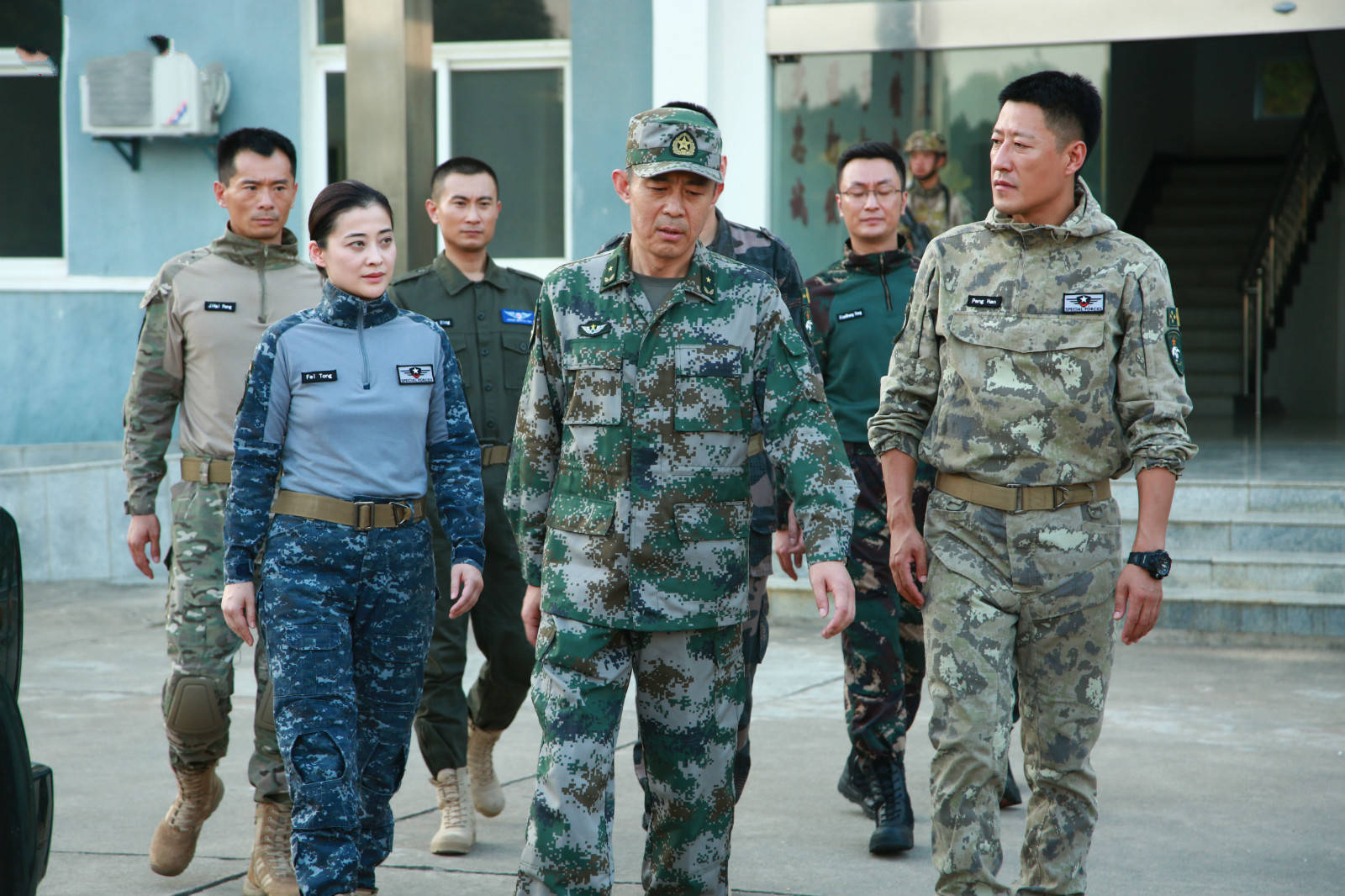 《蓝军出击》播出过半,四点理由堪称优秀,江苏卫视质量硬核