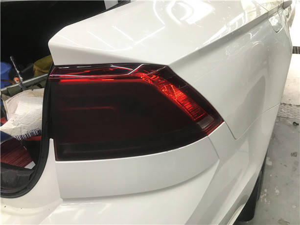 长沙汽车灯膜 熏黑灯膜 磨砂黑大灯膜尾灯膜 无论岁月是否如梭,你明眸