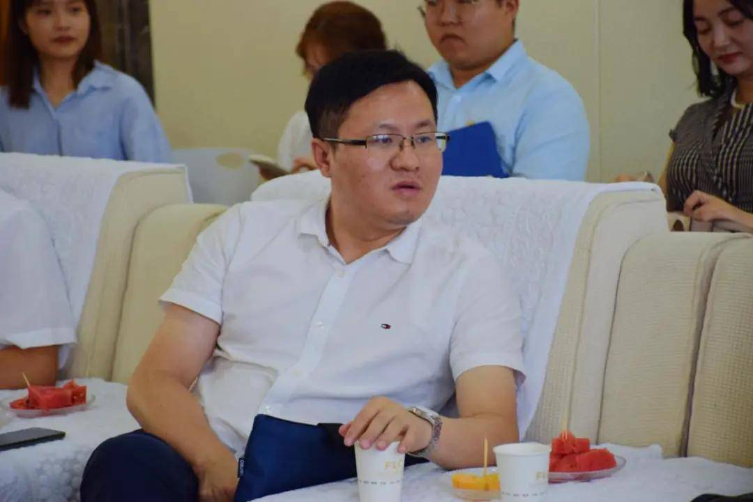 法治常德 2020-09-15 17:17 9月14日,芙蓉律师事务所举办第五期交流