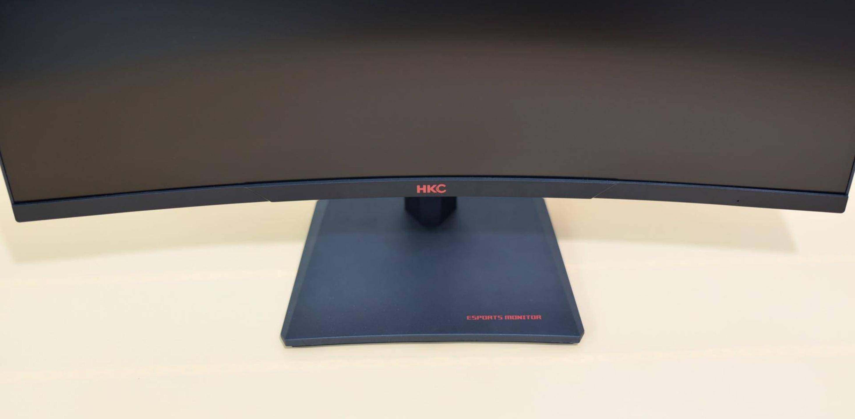 27寸曲面宽屏hkcsg27cplus显示器高清美图来袭