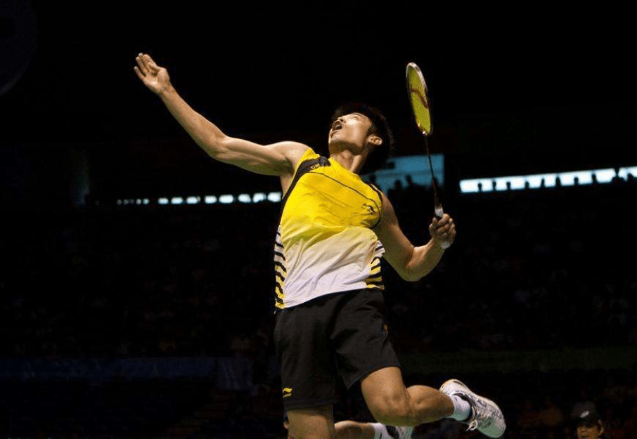 单打发高远球双打发网前想要打好羽毛球这些细节要了解