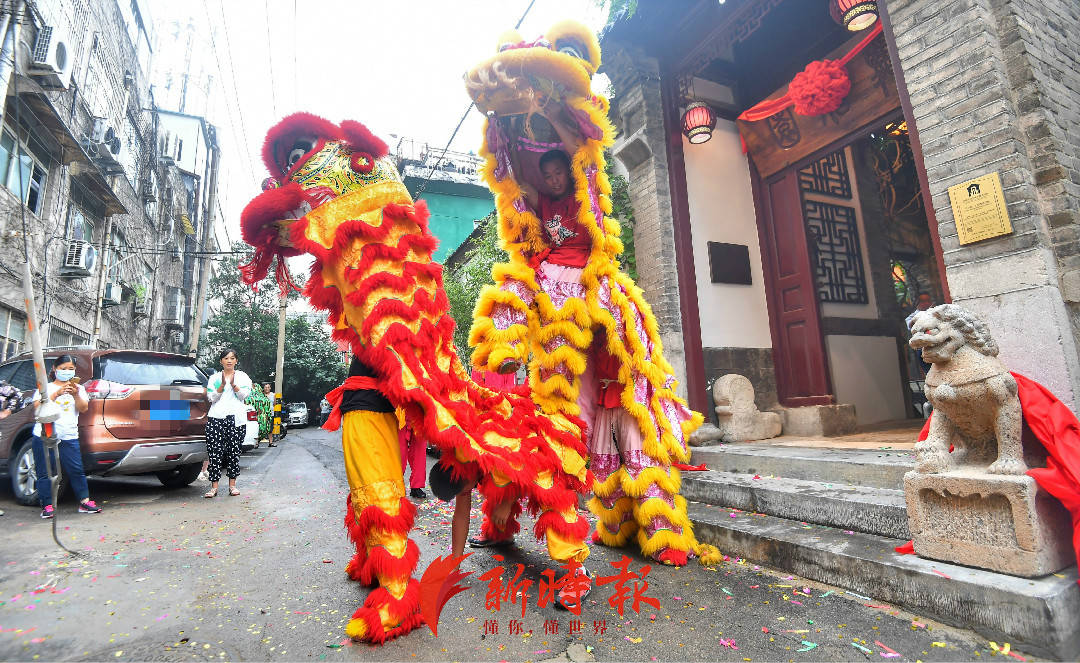 探秘济南舞狮团体：商业浪潮中，“北派舞狮”如何坚守_陈腾飞