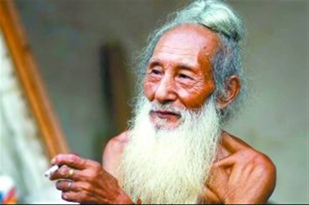 87岁美院裸模遭网暴,8个儿女无一抚养,人性的丑陋尽显无遗_李继胜