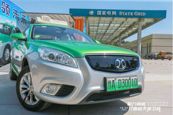 北汽新能源eu300快换版出租车在北京市,北汽新能源投放了换电出租车