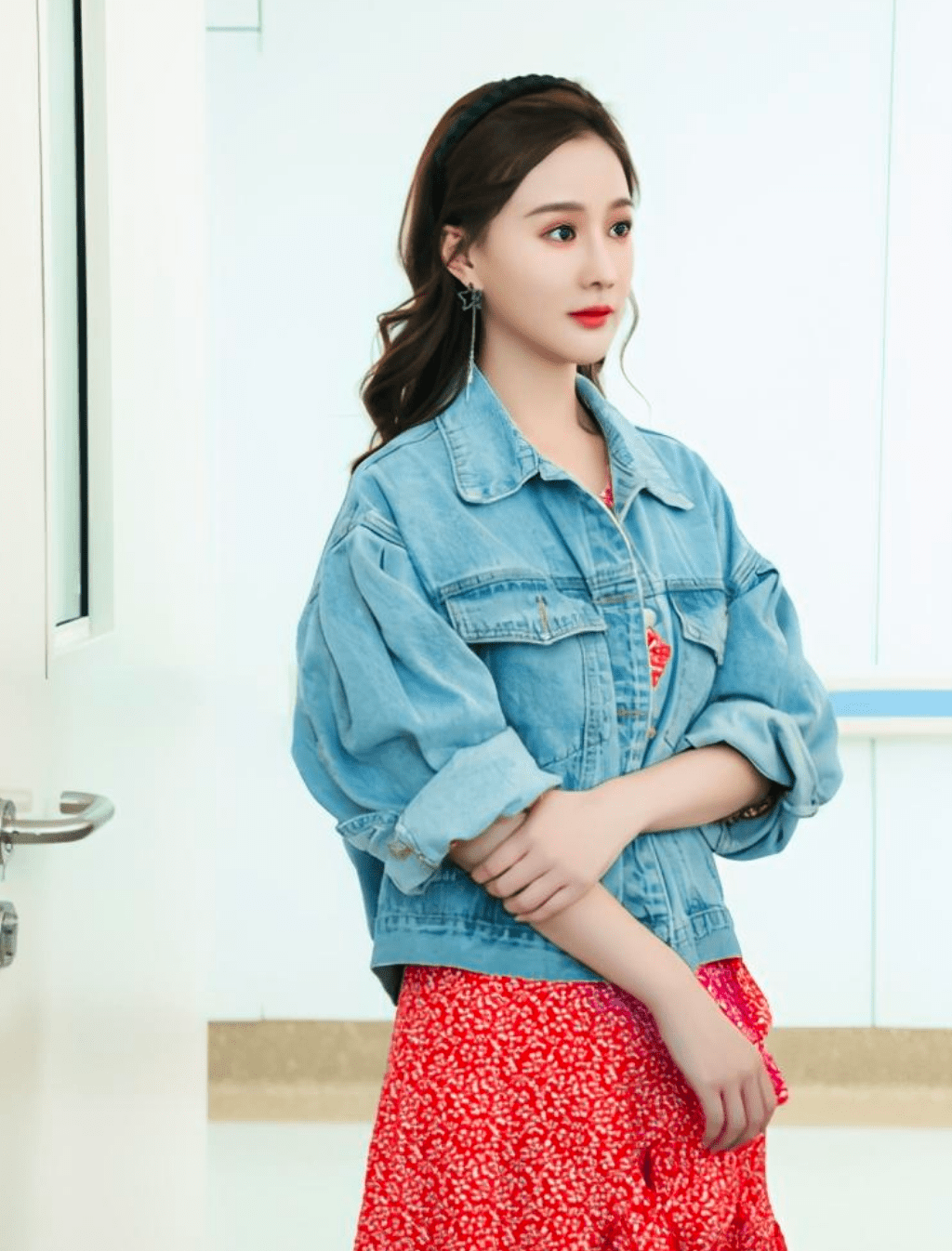 约定期间爱上你开播潘一祎化身最强闺蜜男友力max