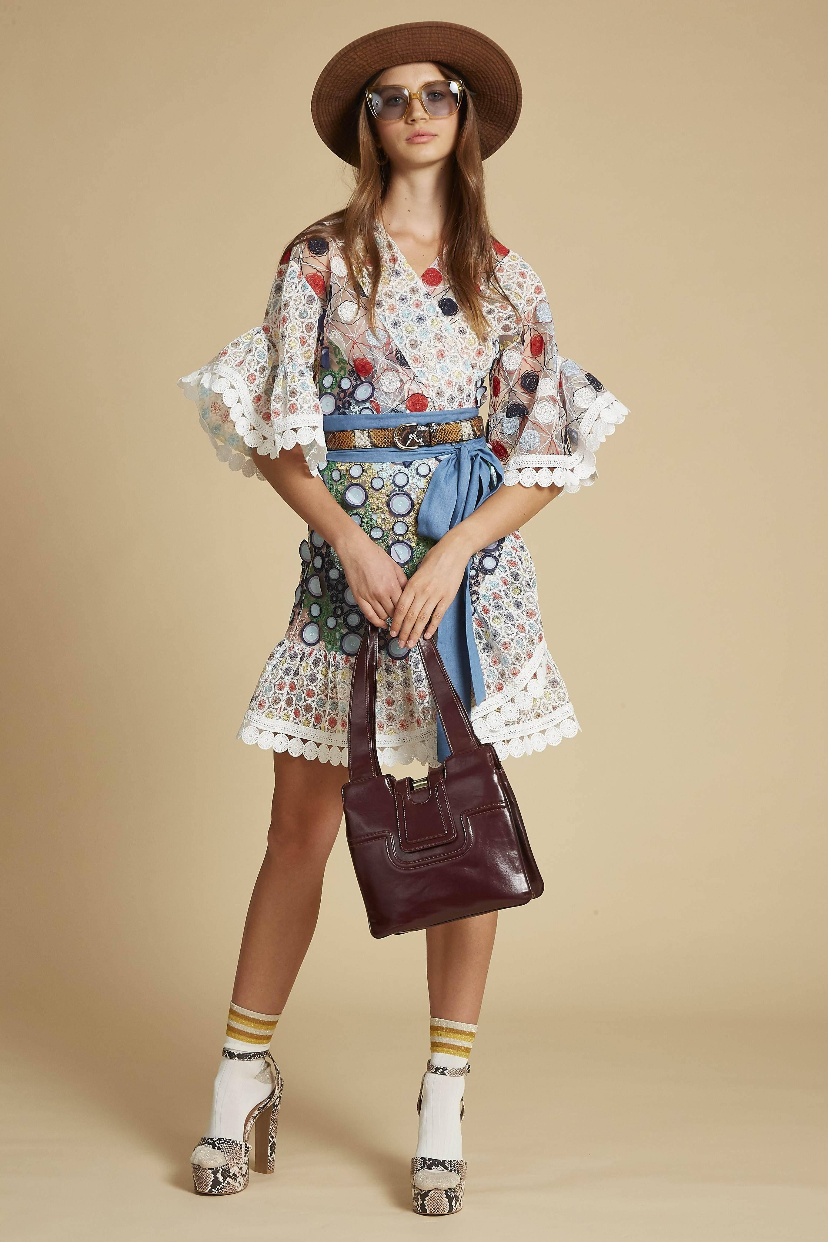 "花的力量"谭燕玉(vivienne tam )2020春夏时装