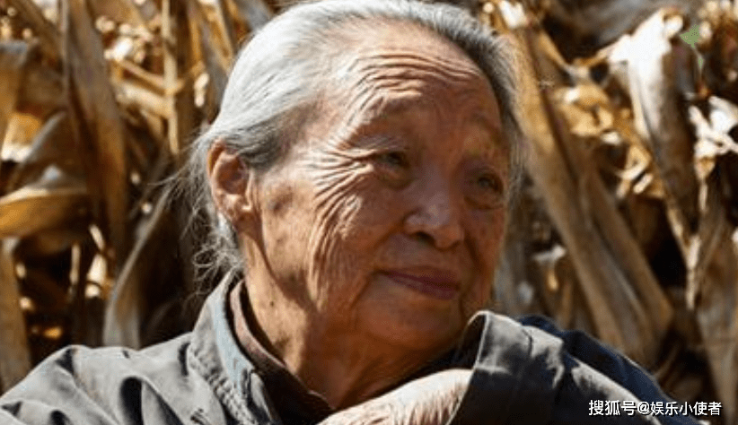 国家一级演员,因病去世千人送行,23岁孙子为救人不幸牺牲在火场_柏青