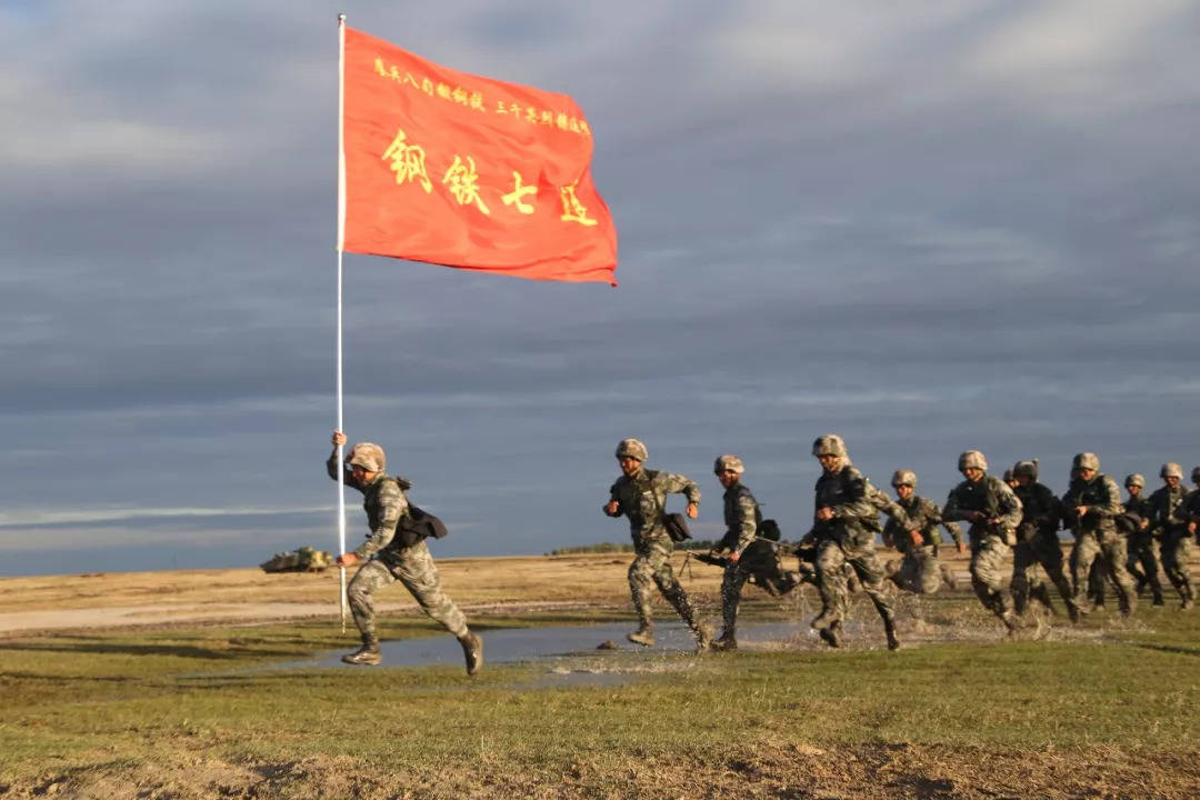 鋼七連原型連隊:司號員都是特等功臣,陣地被越軍稱為