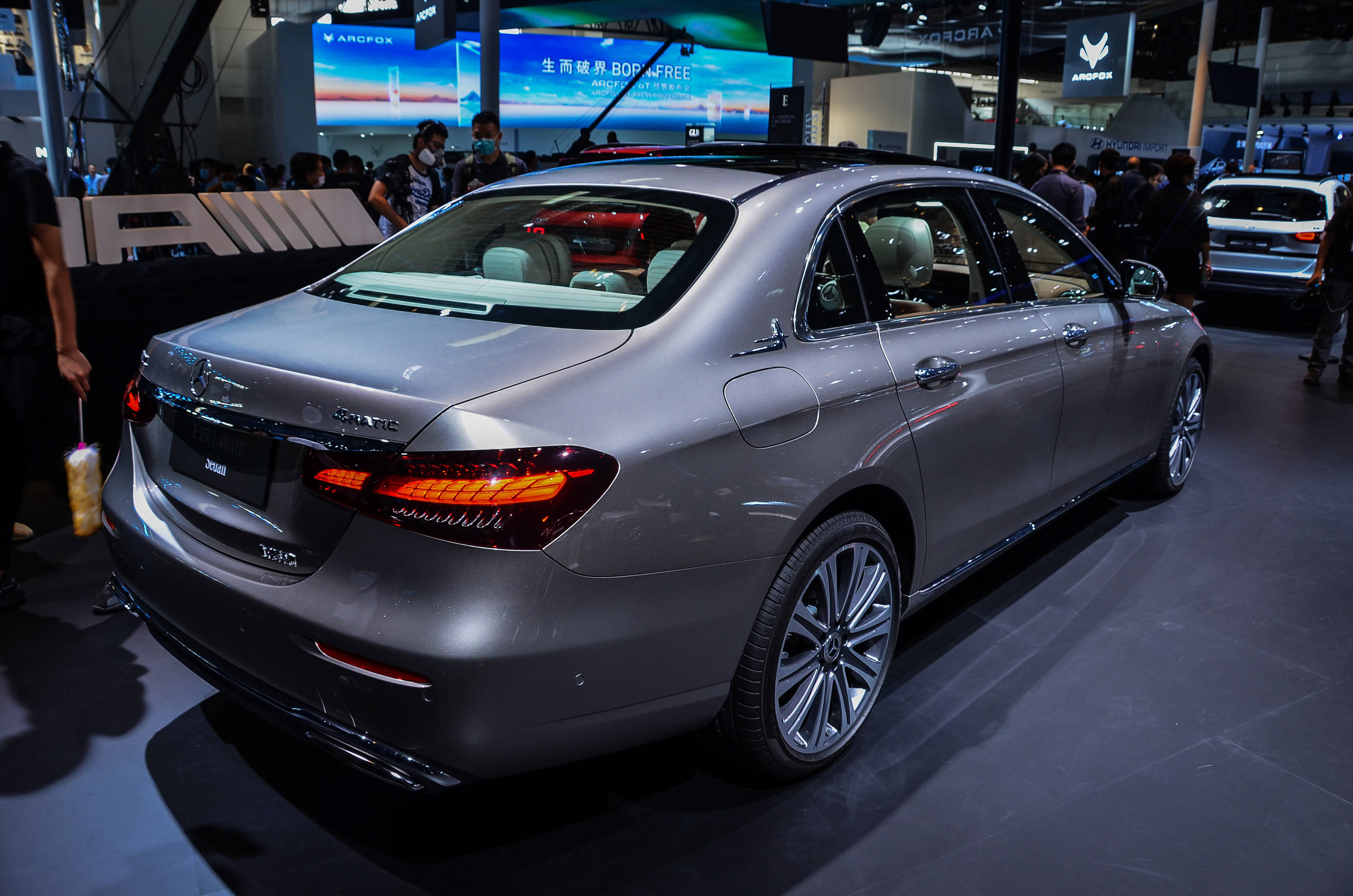 43.08万元起售 新款奔驰e-class亮相北京车展