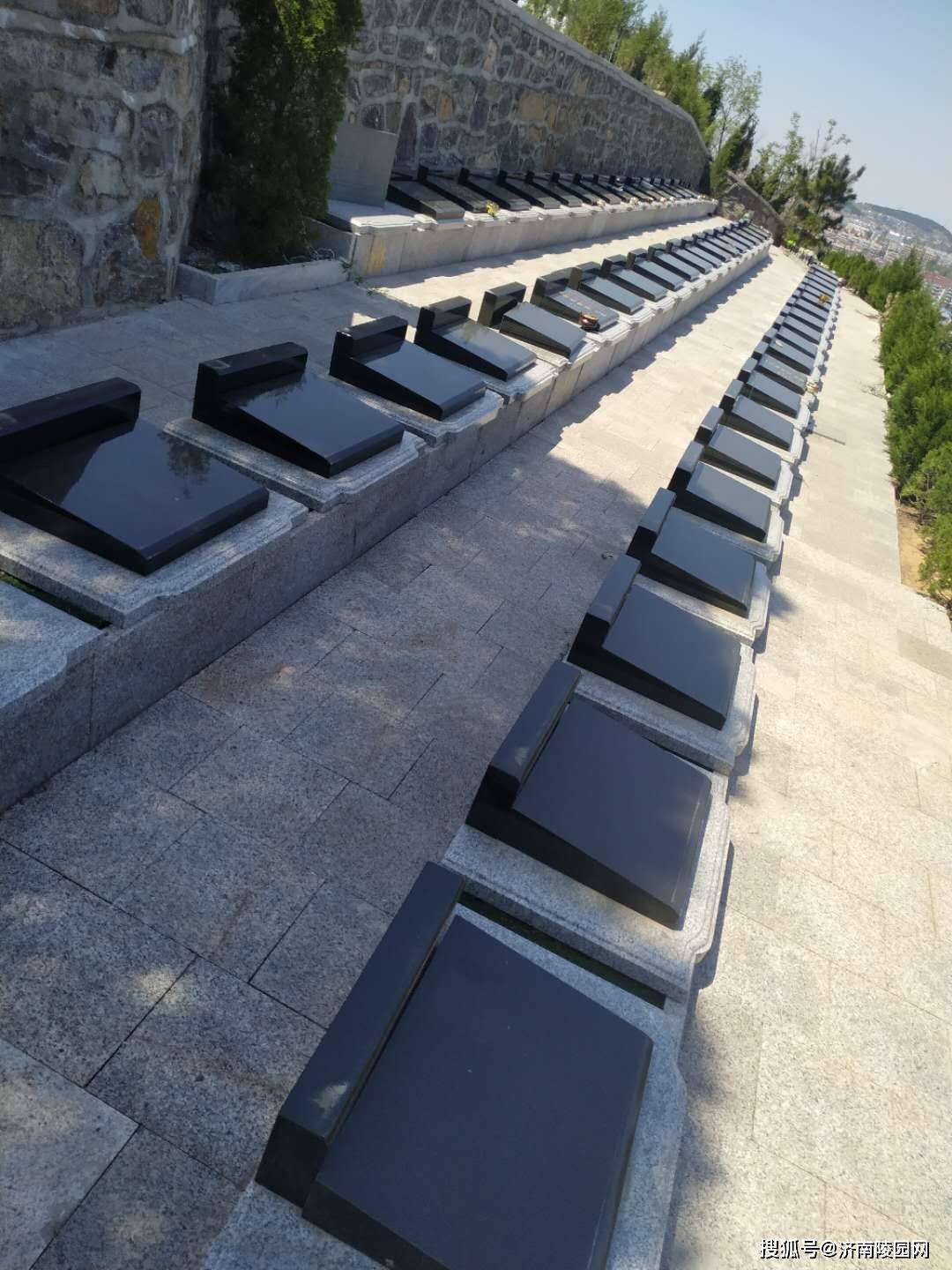 济南墓地特色碑型都有哪些