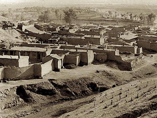 历史老照片:四十年代初的内蒙古包头传统民居