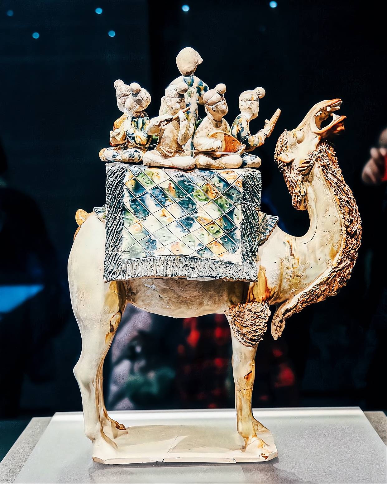 原创西安旅游必打卡的博物馆馆藏文物172万件被誉华夏宝库