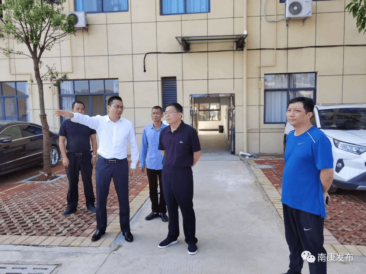 国庆假期徐兵深入横寨赤土龙回龙岭等地调研和检查指导工作