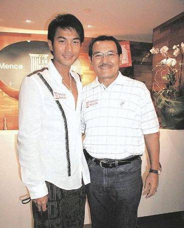 原创香港藤原纪香因和刘恺威陈豪分手被说拜金41岁圆梦豪门